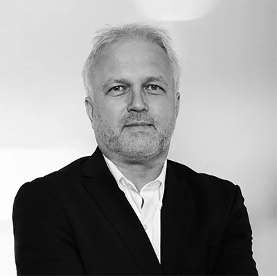 ronald taenzer portrait